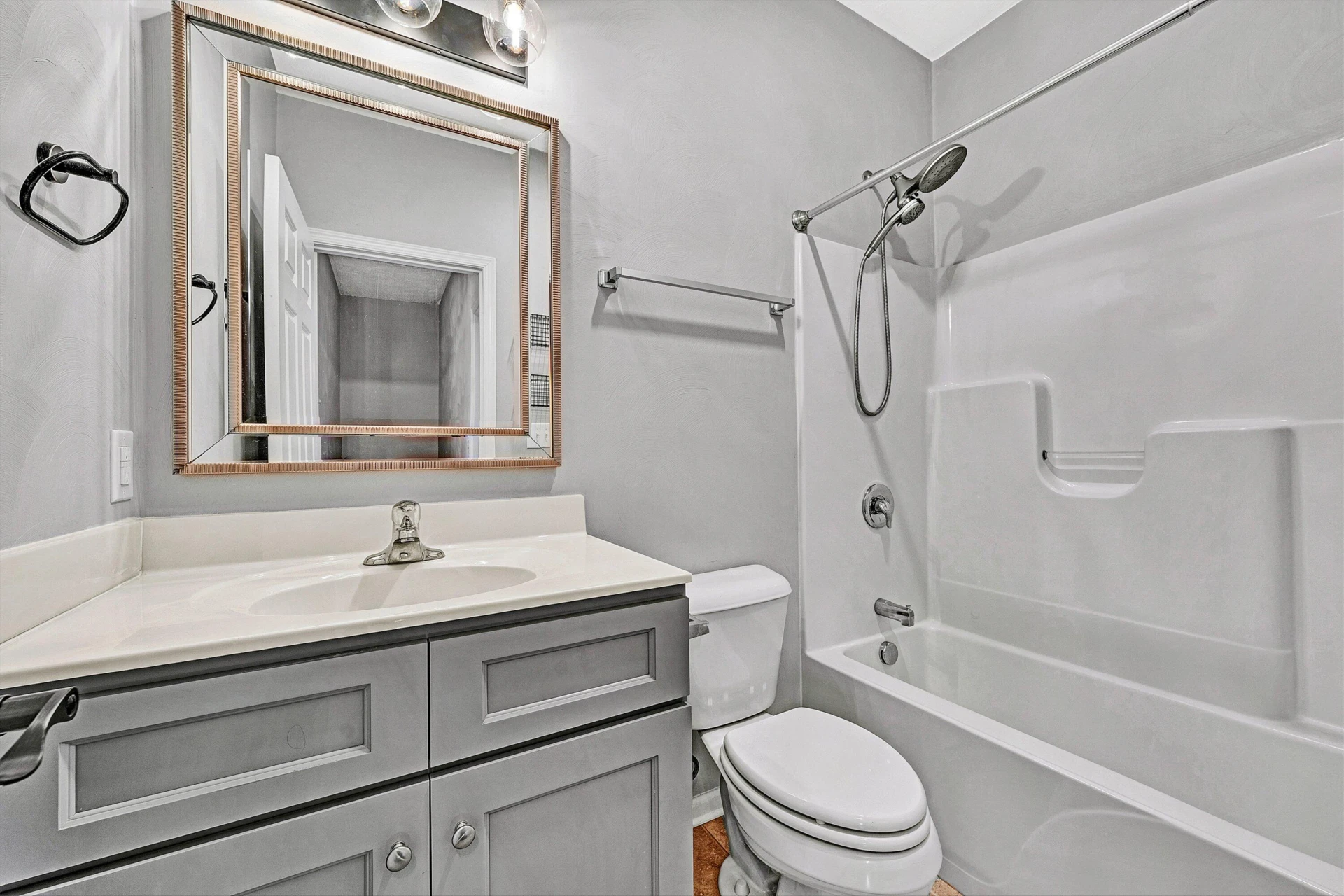 1404 Commonwealth DR - Photo 37