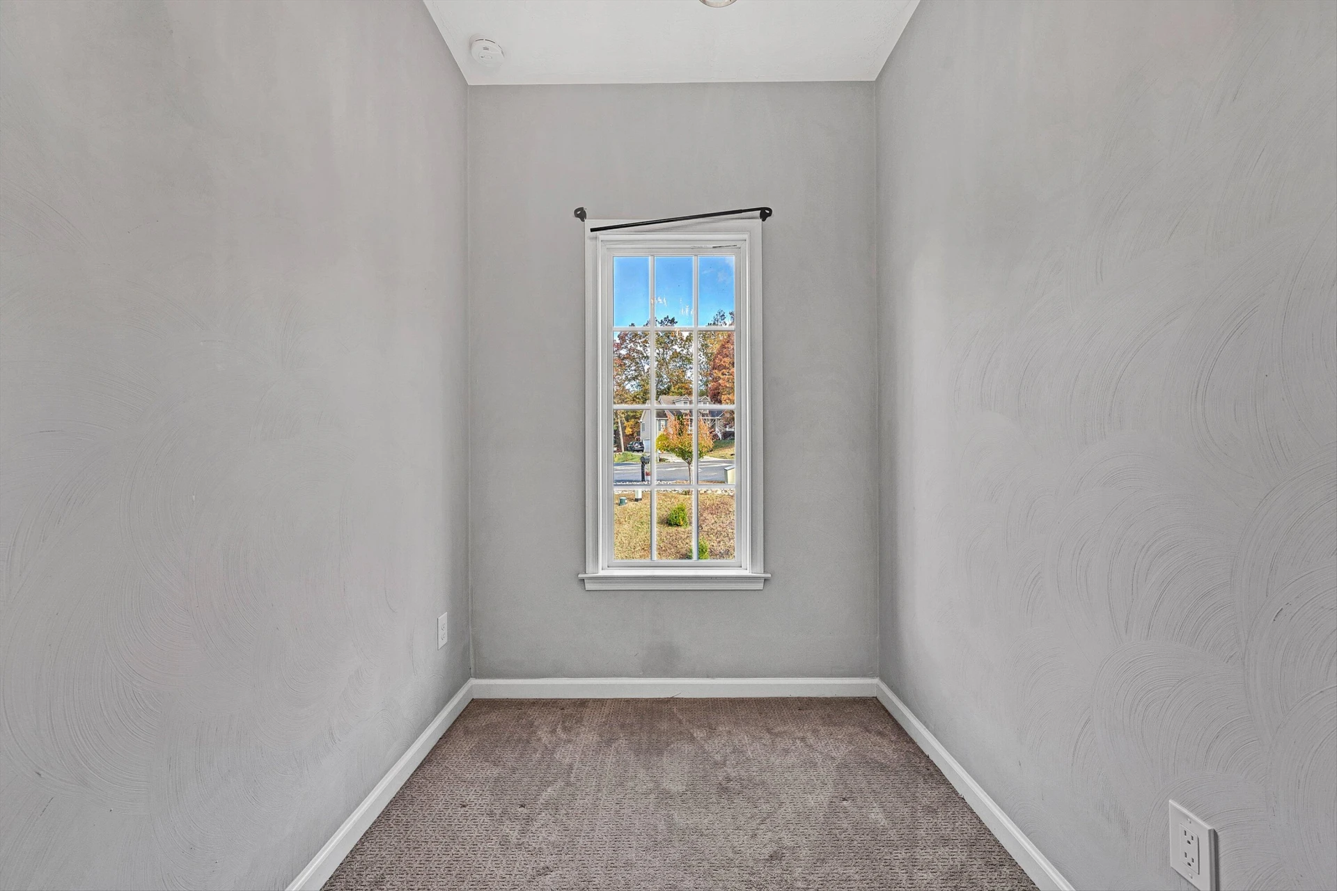 1404 Commonwealth DR - Photo 40