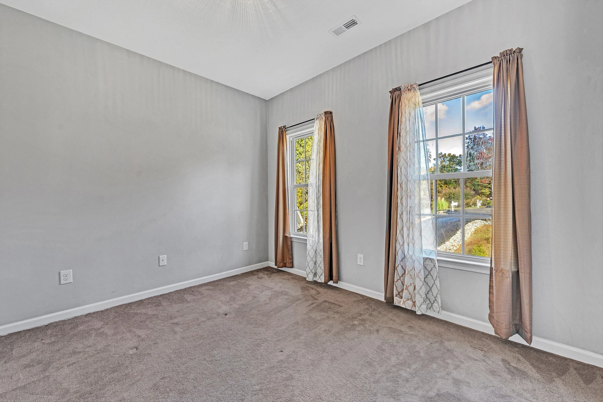 1404 Commonwealth DR - Photo 42