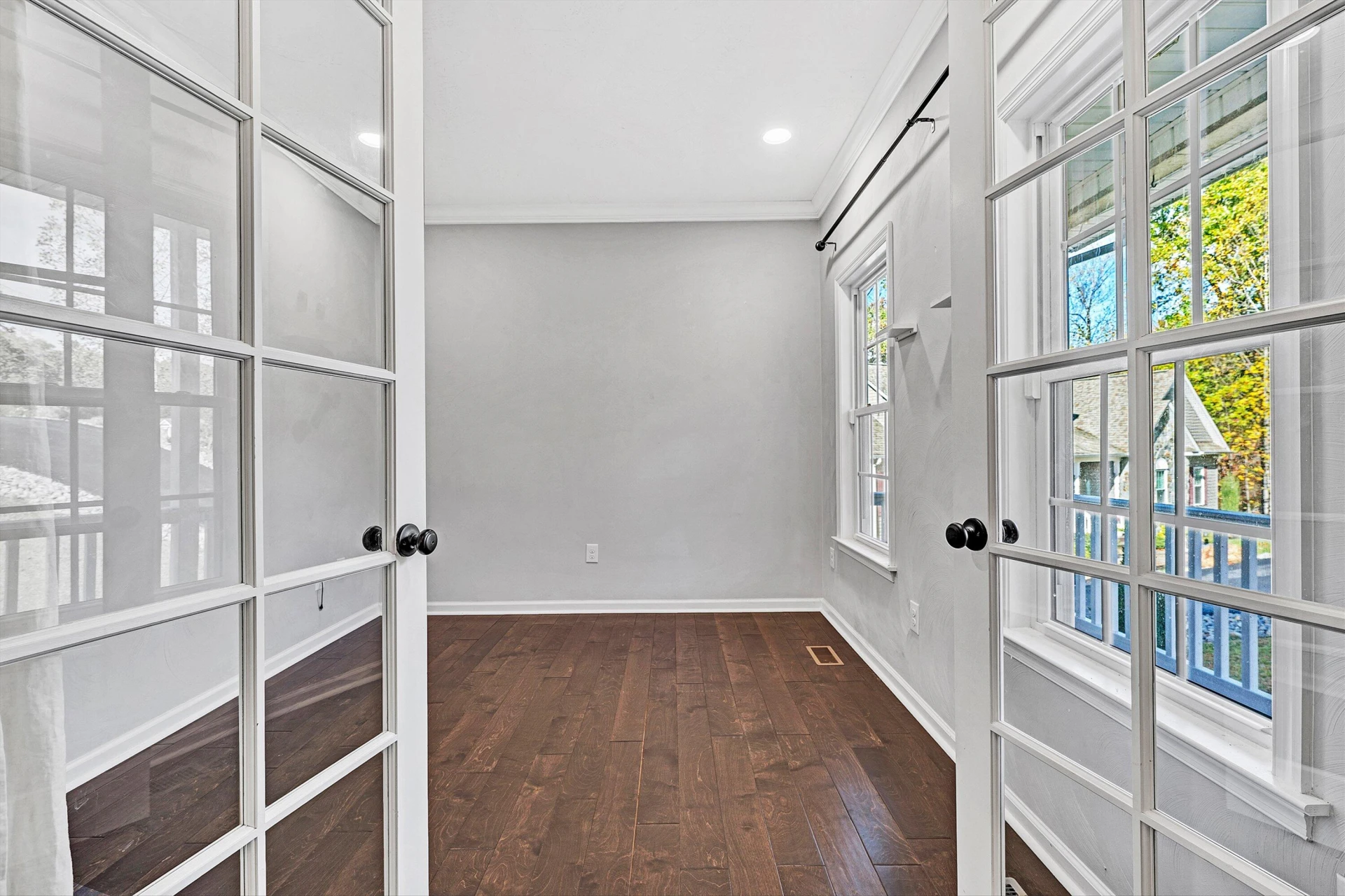 1404 Commonwealth DR - Photo 8
