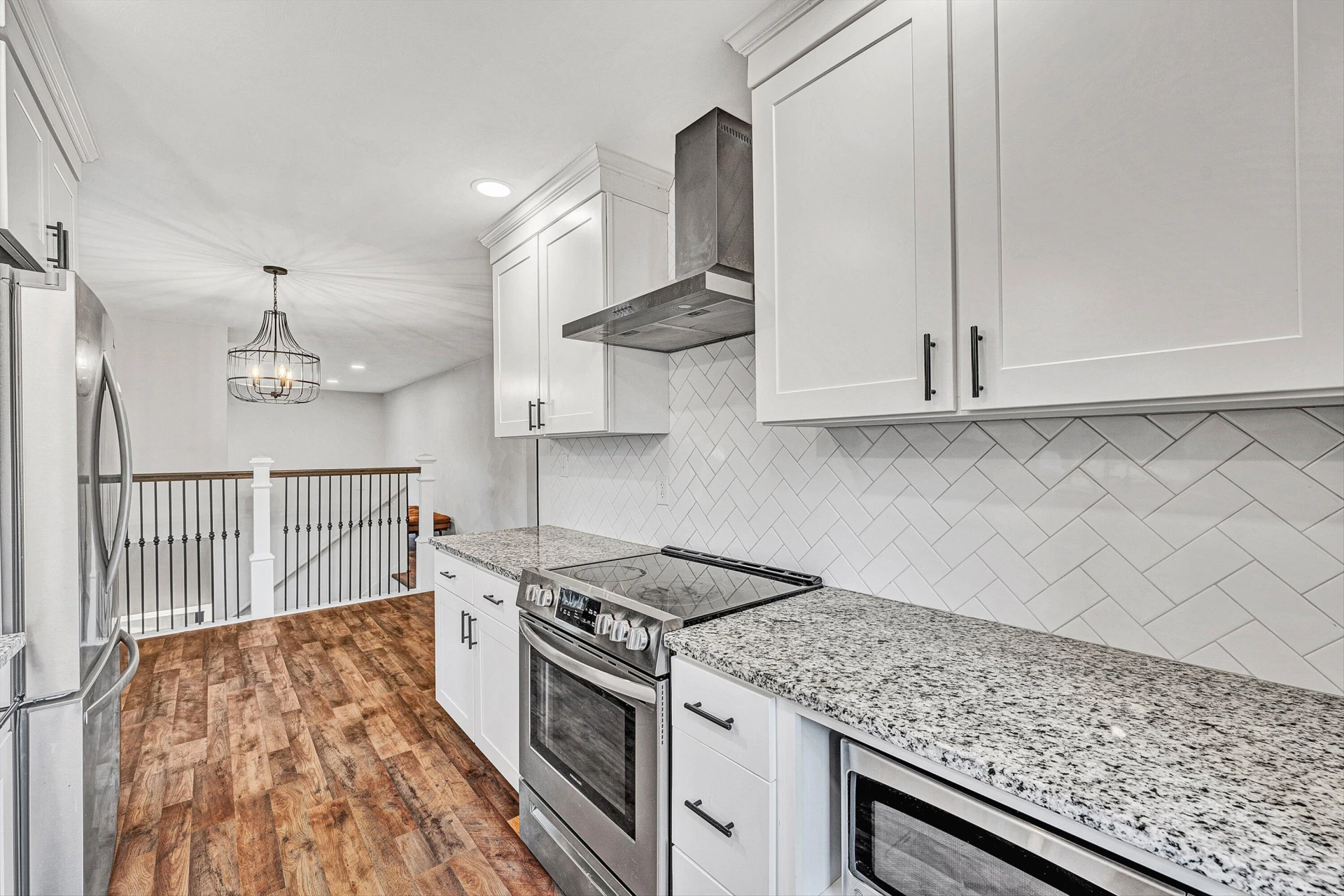 143 LENOX CIR - Photo 15