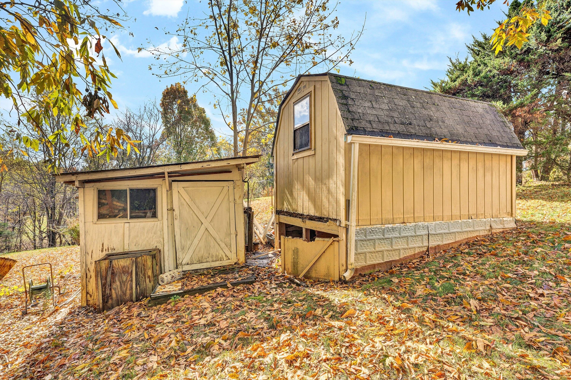 143 LENOX CIR - Photo 39