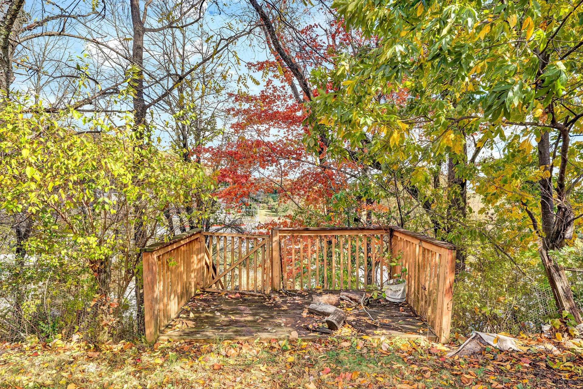 143 LENOX CIR - Photo 40
