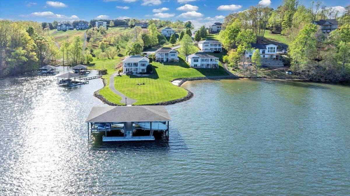 105 Lighthouse LN - Photo 80