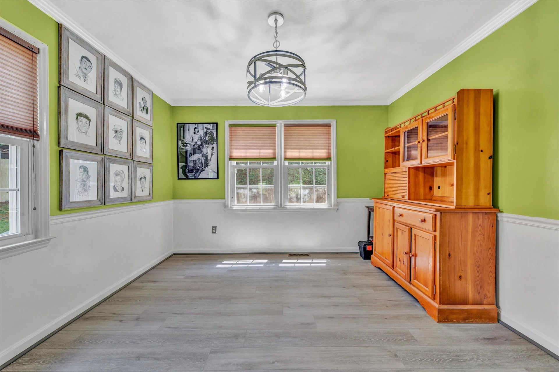 112 UPLAND DR - Photo 11