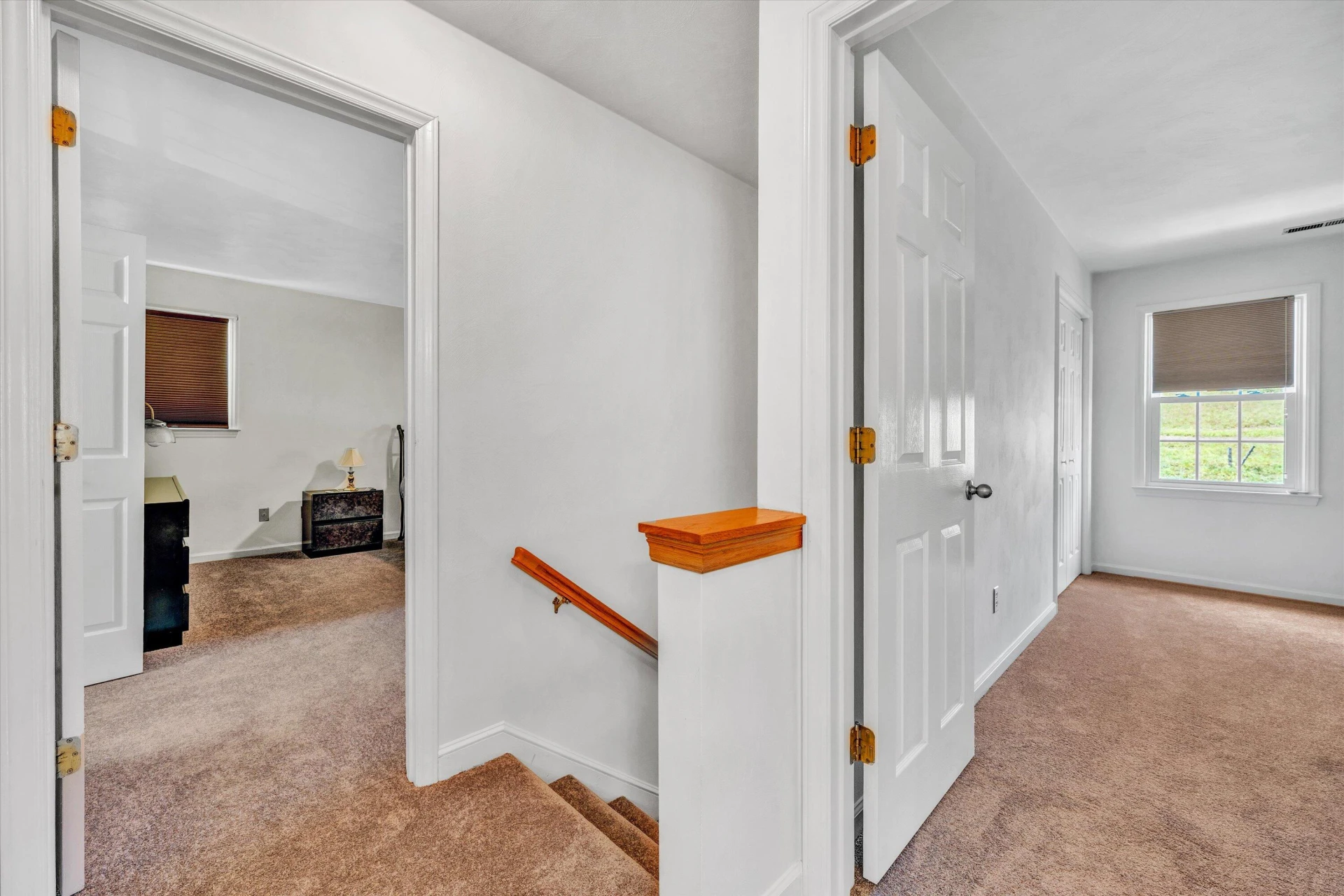 112 UPLAND DR - Photo 15