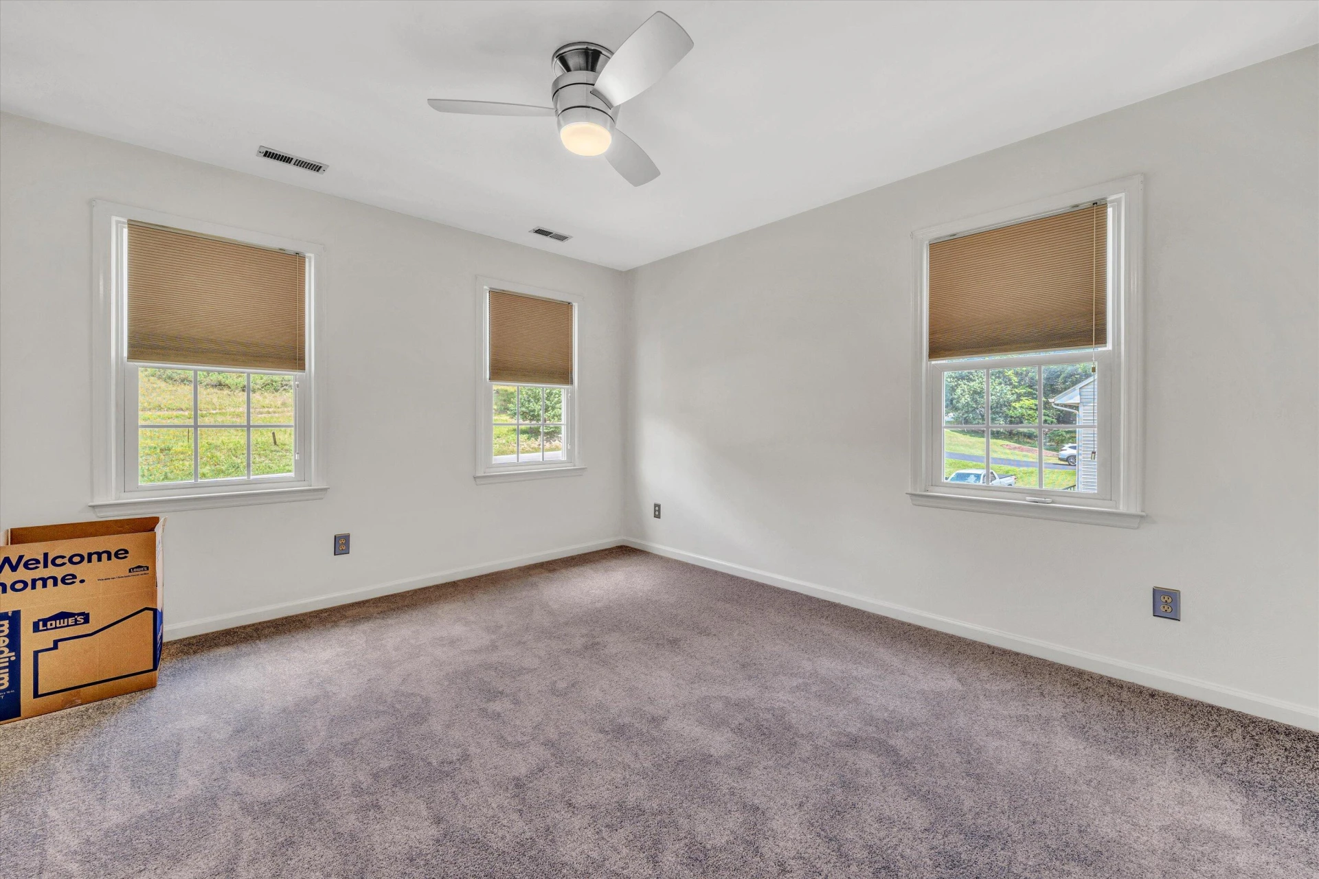 112 UPLAND DR - Photo 18
