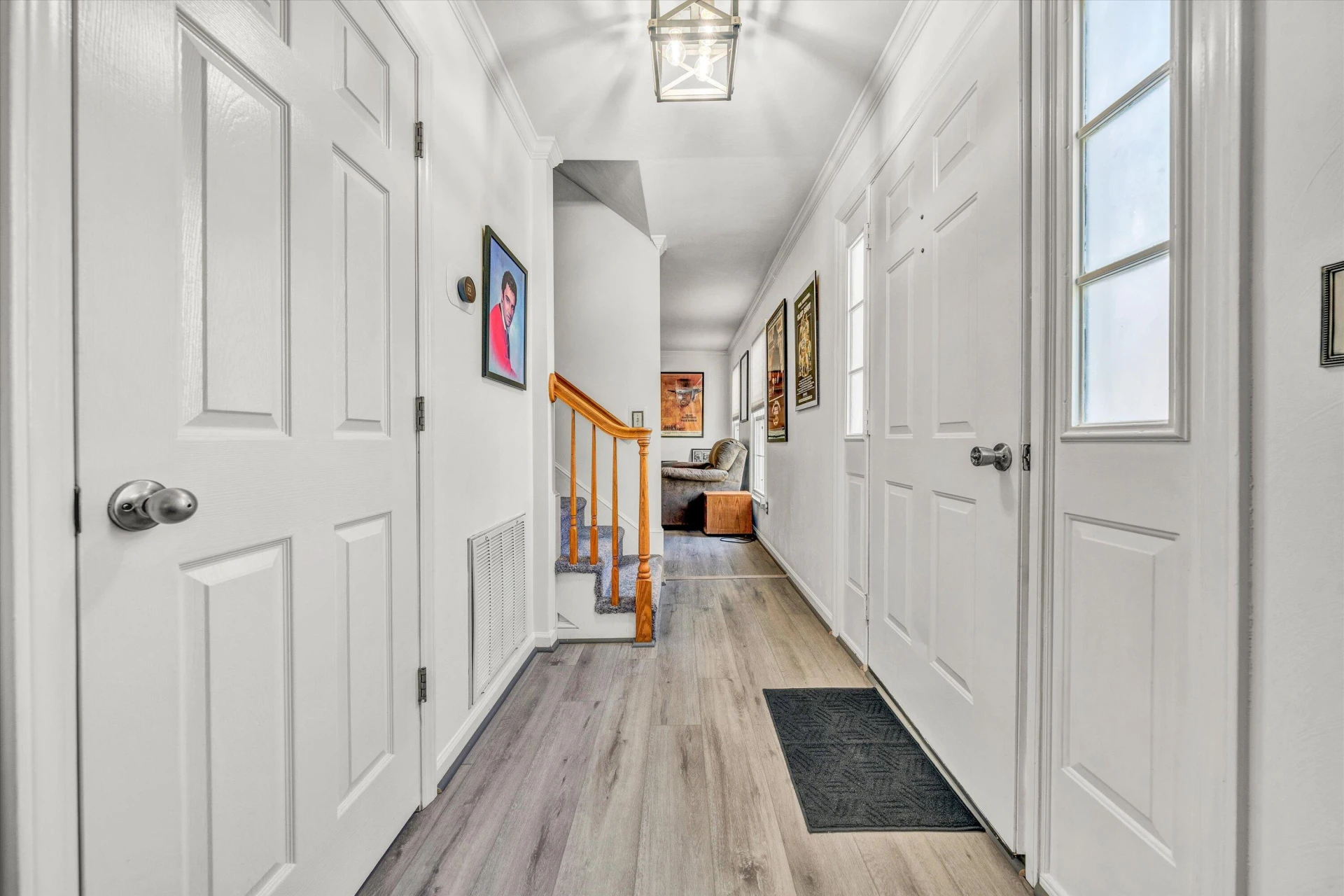 112 UPLAND DR - Photo 4