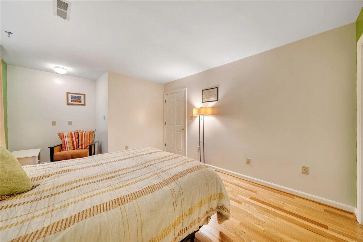 2231 Broadway AVE SW #C - Photo 23