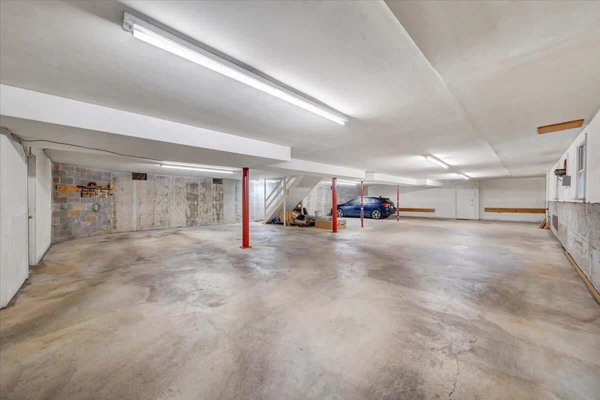 2231 Broadway AVE SW #C - Photo 35