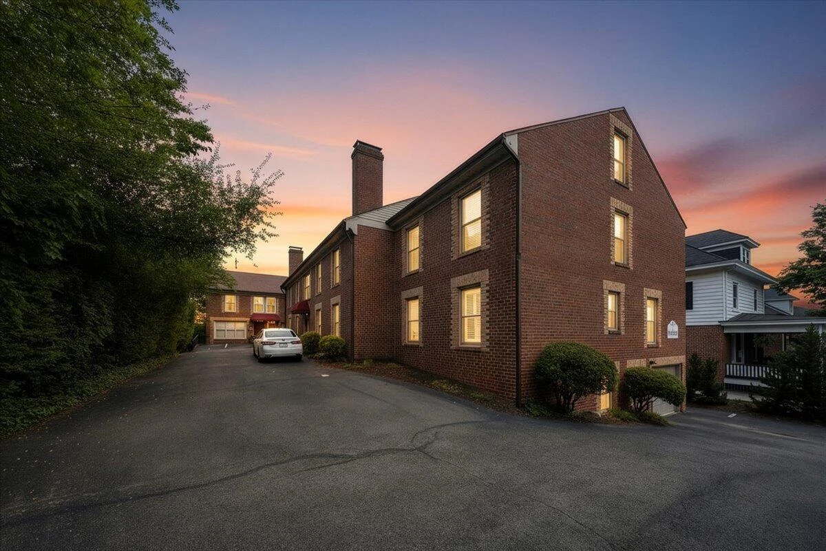 2231 Broadway AVE SW #C - Photo 47