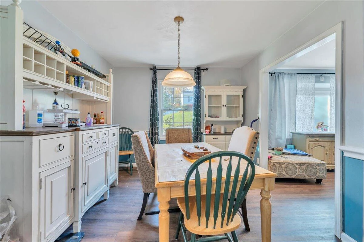 3234 Woodview RD - Photo 15