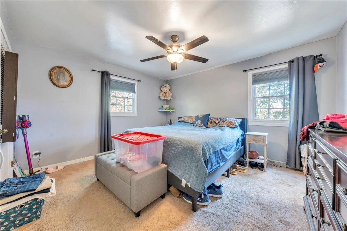 3234 Woodview RD - Photo 18