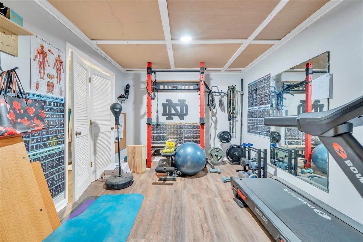 3234 Woodview RD - Photo 26