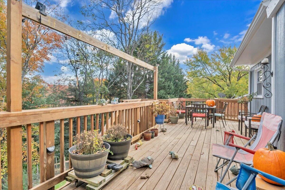 3234 Woodview RD - Photo 35