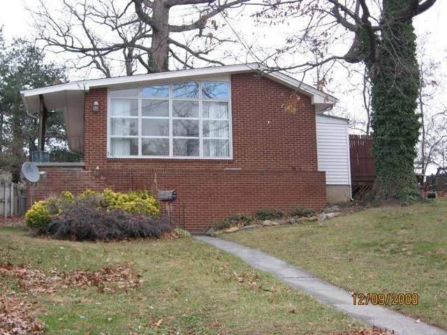 2001 Colgate ST NE