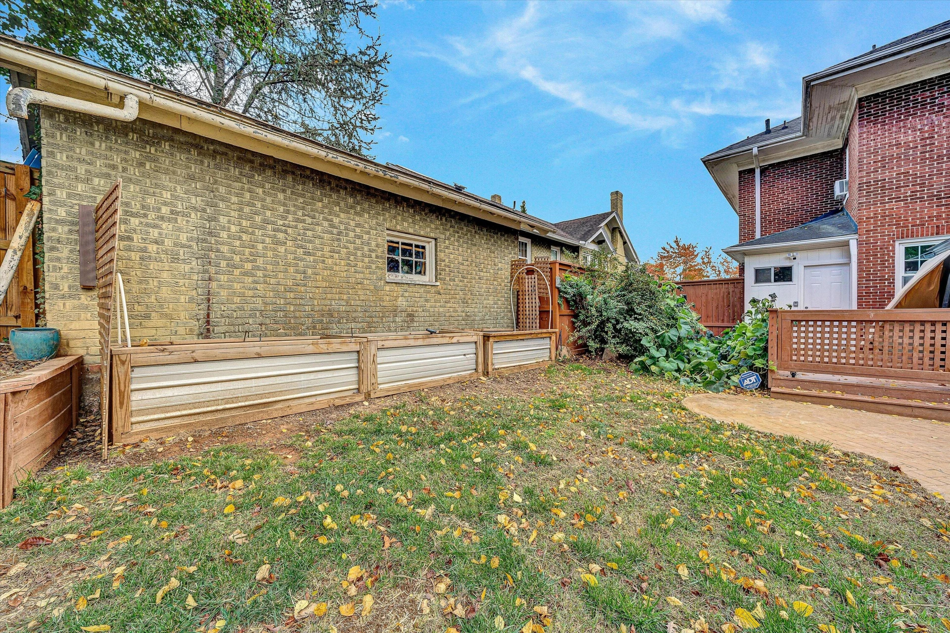 1725 Arlington RD SW - Photo 43