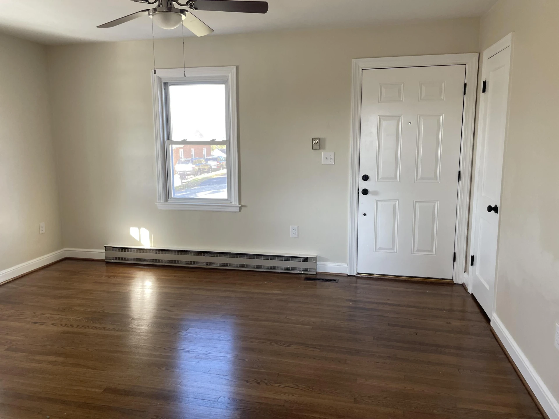 512 Parkdale DR - Photo 13