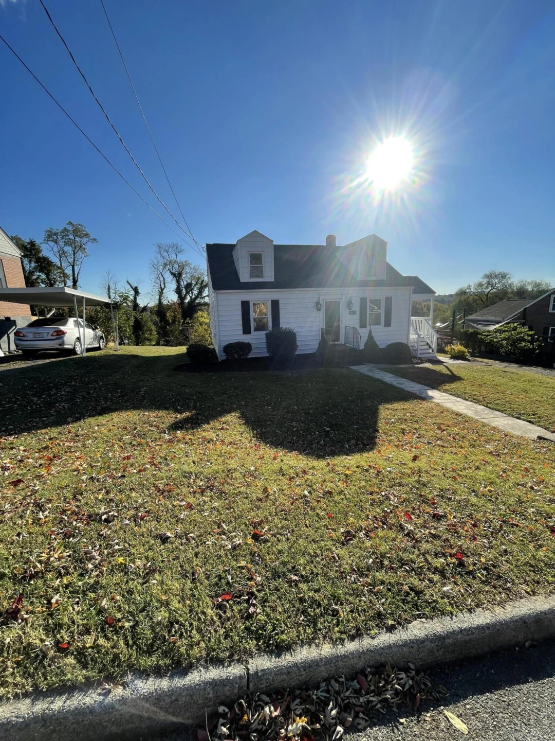 512 Parkdale DR - Photo 2