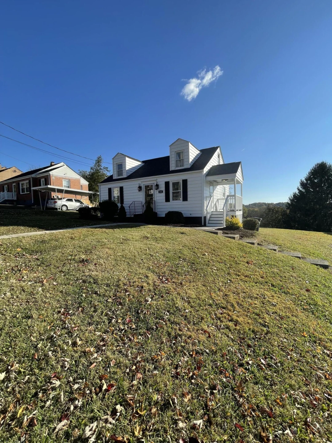 512 Parkdale DR - Photo 4
