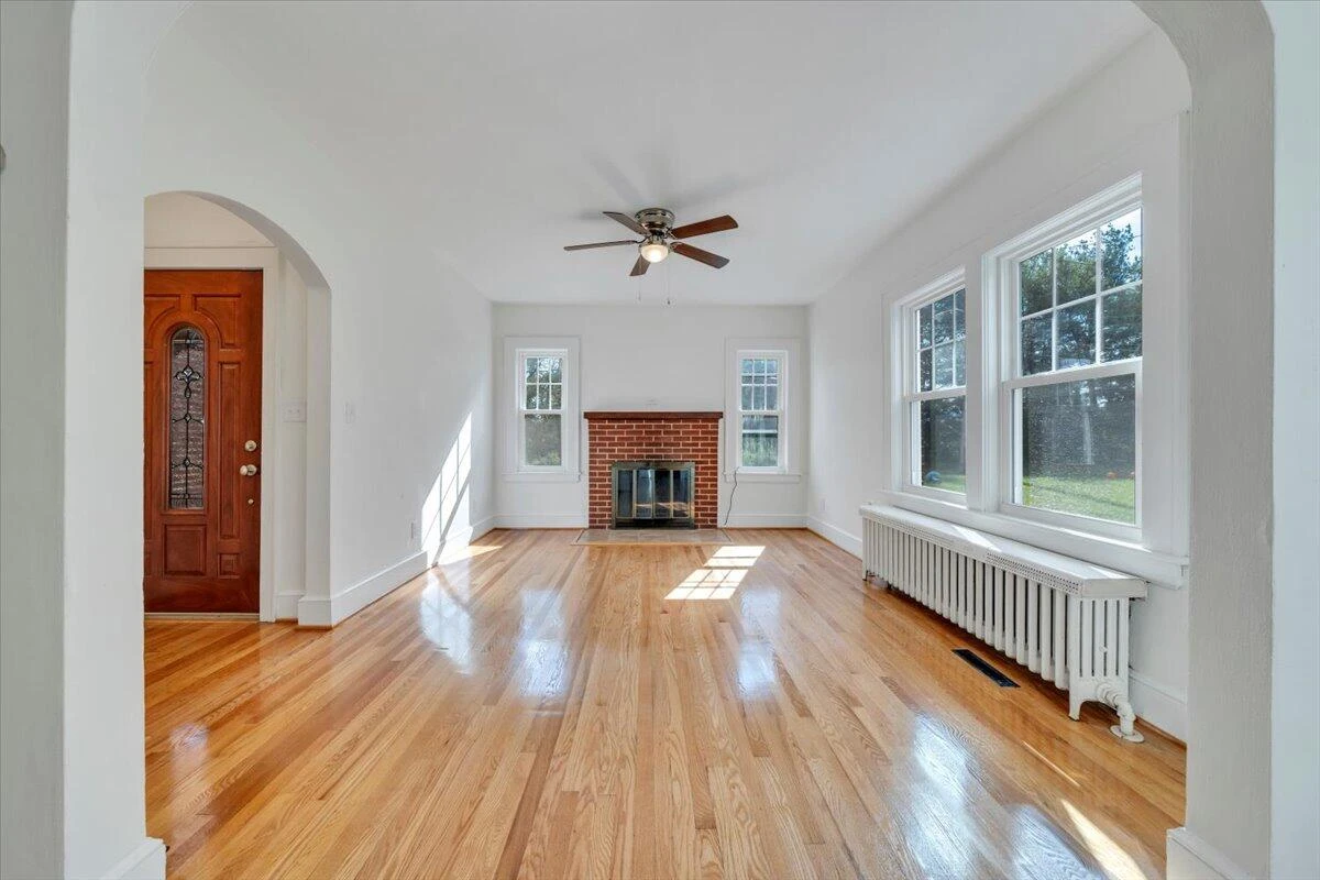 1043 Easton RD - Photo 9