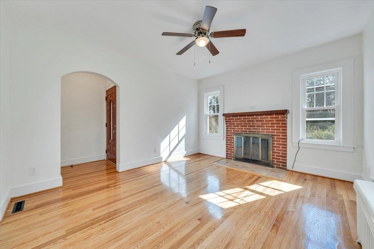 1043 Easton RD - Photo 11
