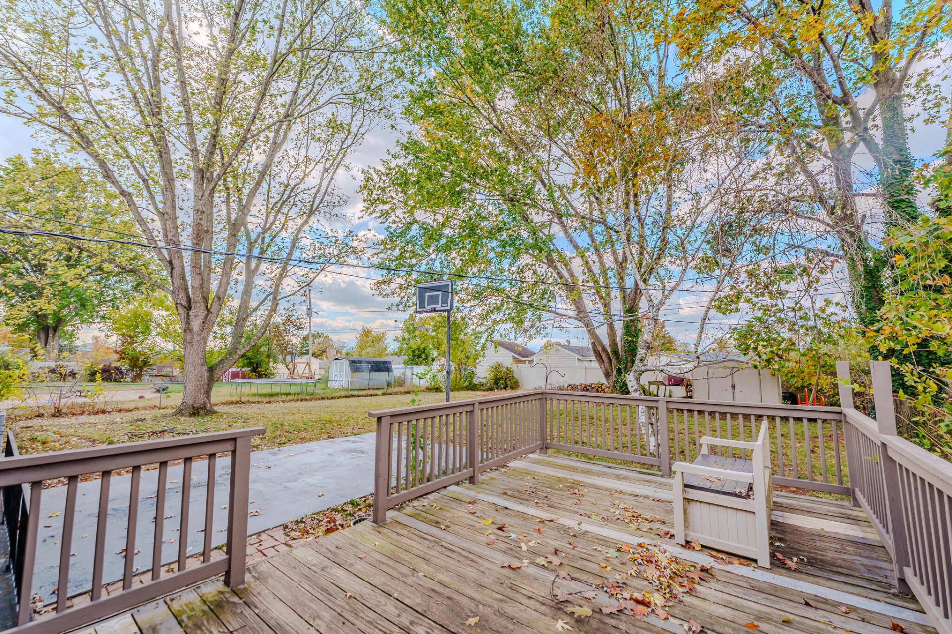 5570 Meadowcrest ST - Photo 10