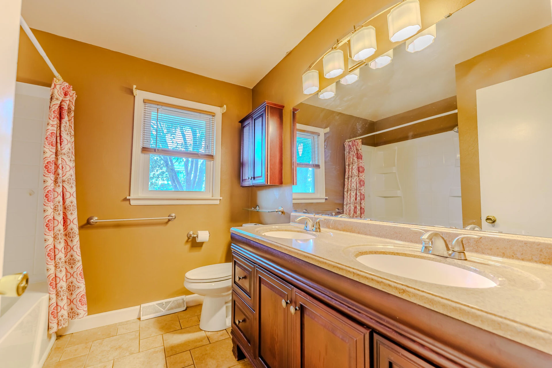 5570 Meadowcrest ST - Photo 18