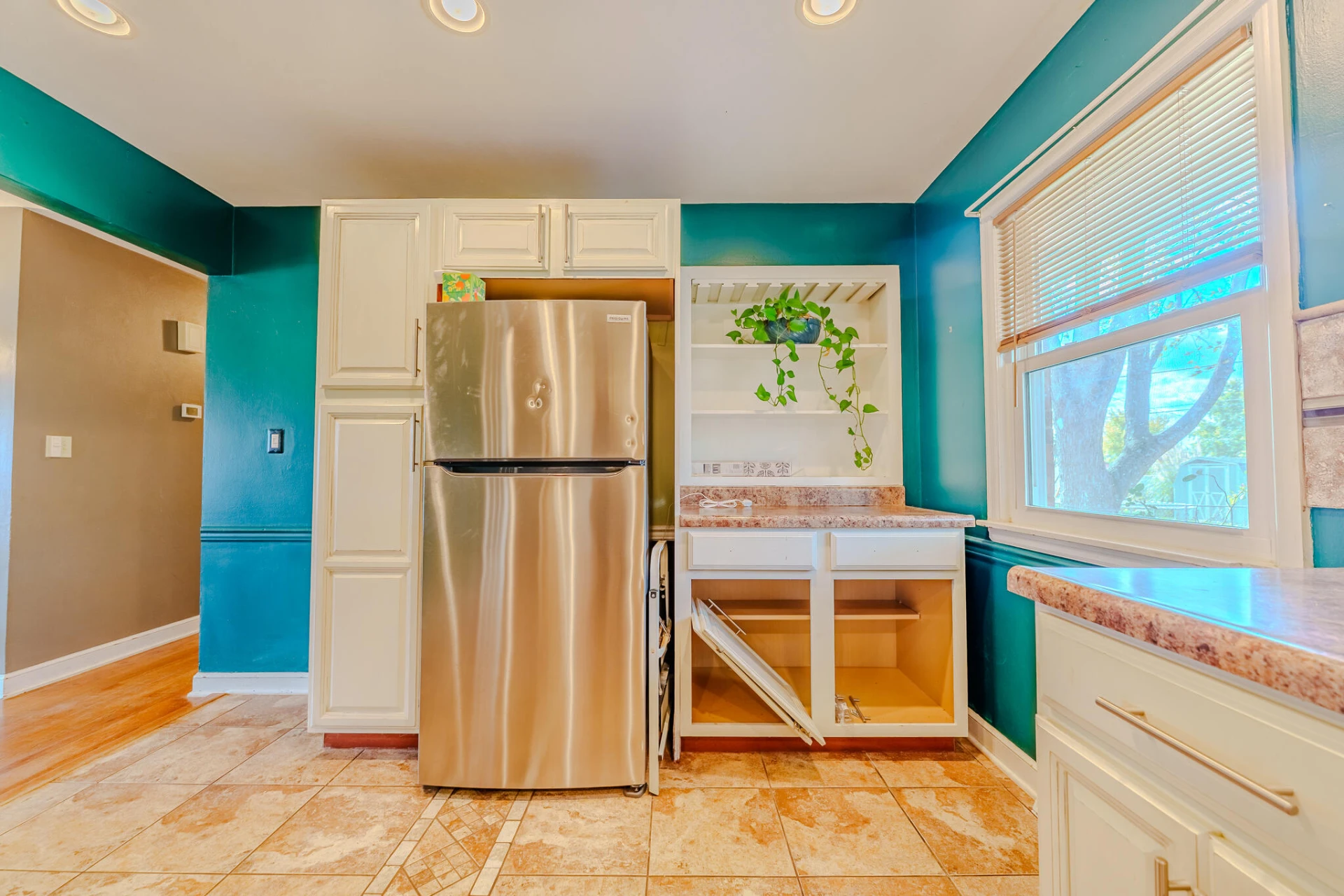 5570 Meadowcrest ST - Photo 28