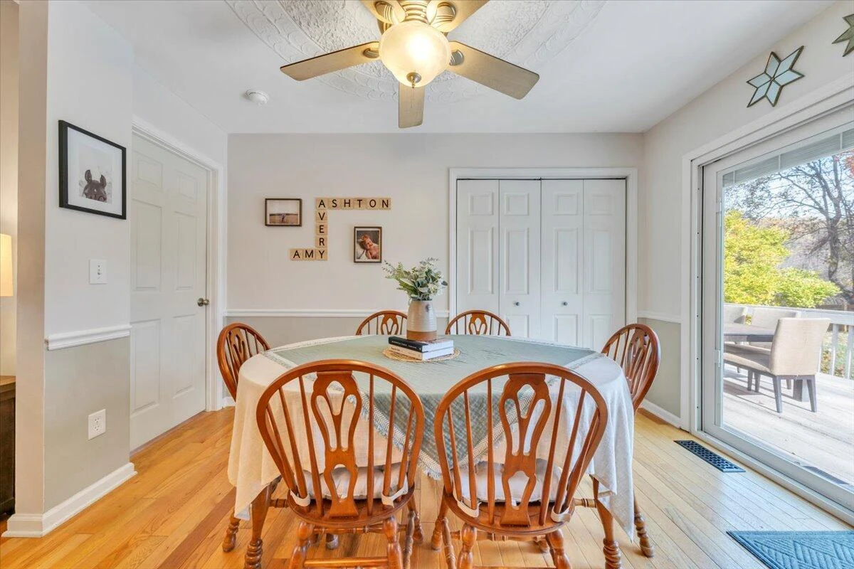 246 White Oak DR - Photo 16