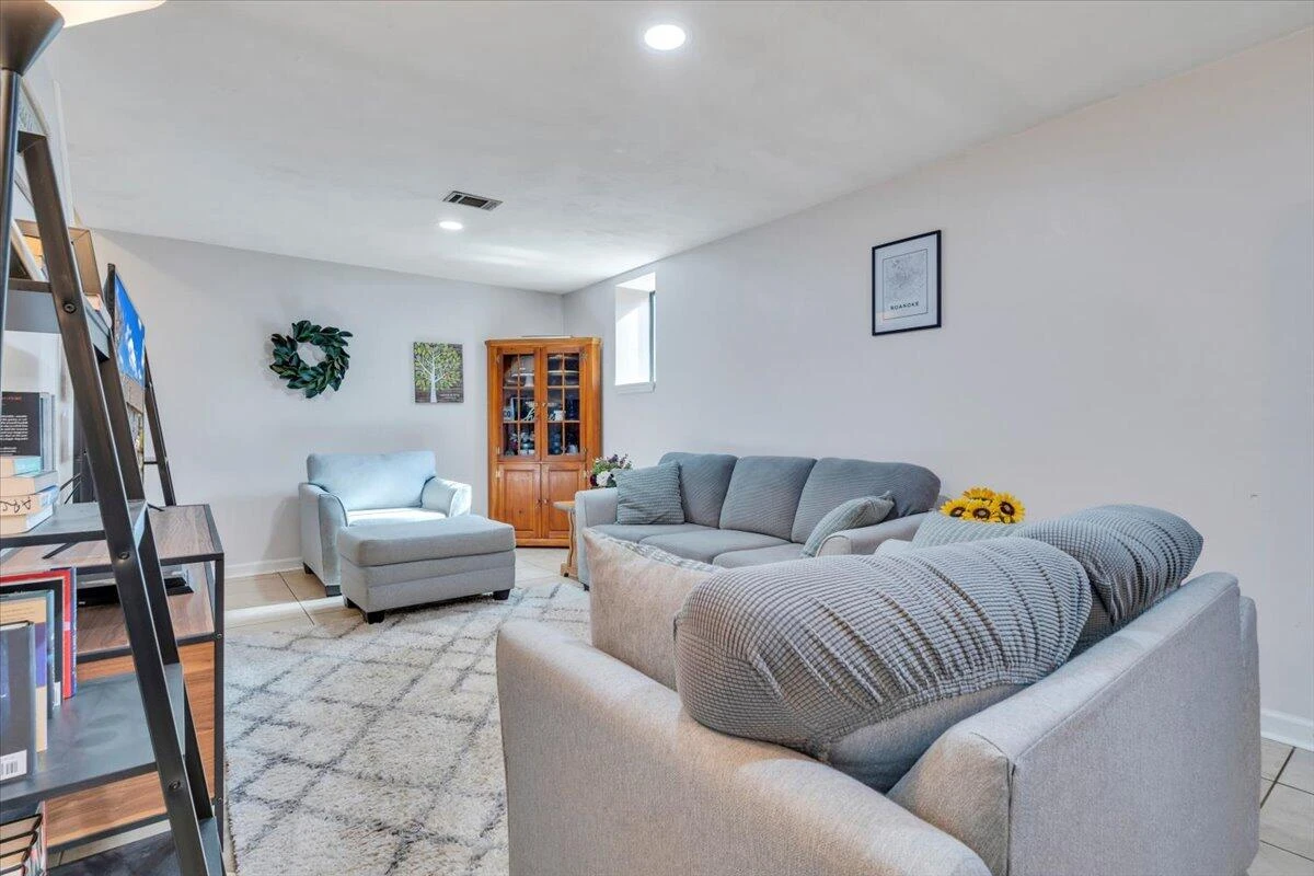 246 White Oak DR - Photo 32