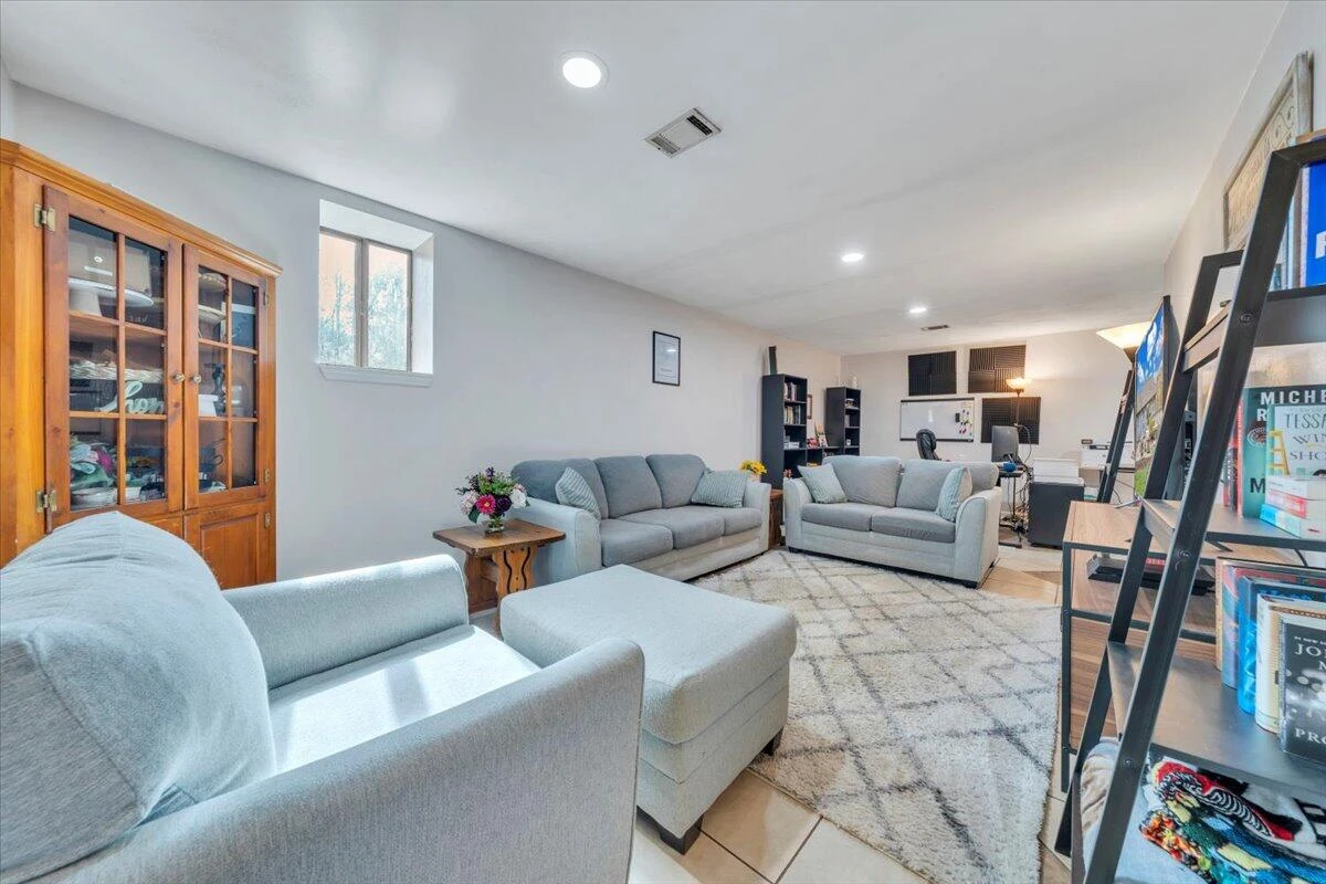 246 White Oak DR - Photo 34