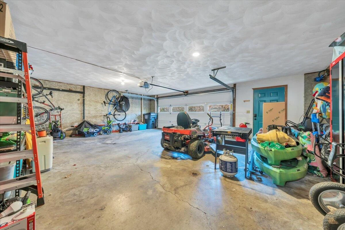 246 White Oak DR - Photo 36