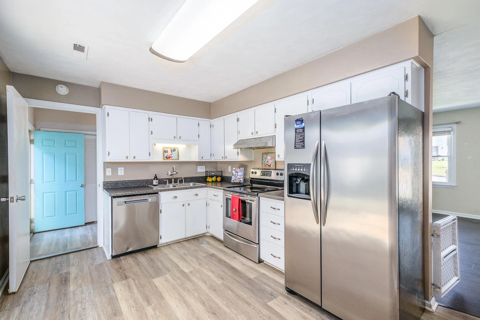 2612 Tulip LN - Photo 13