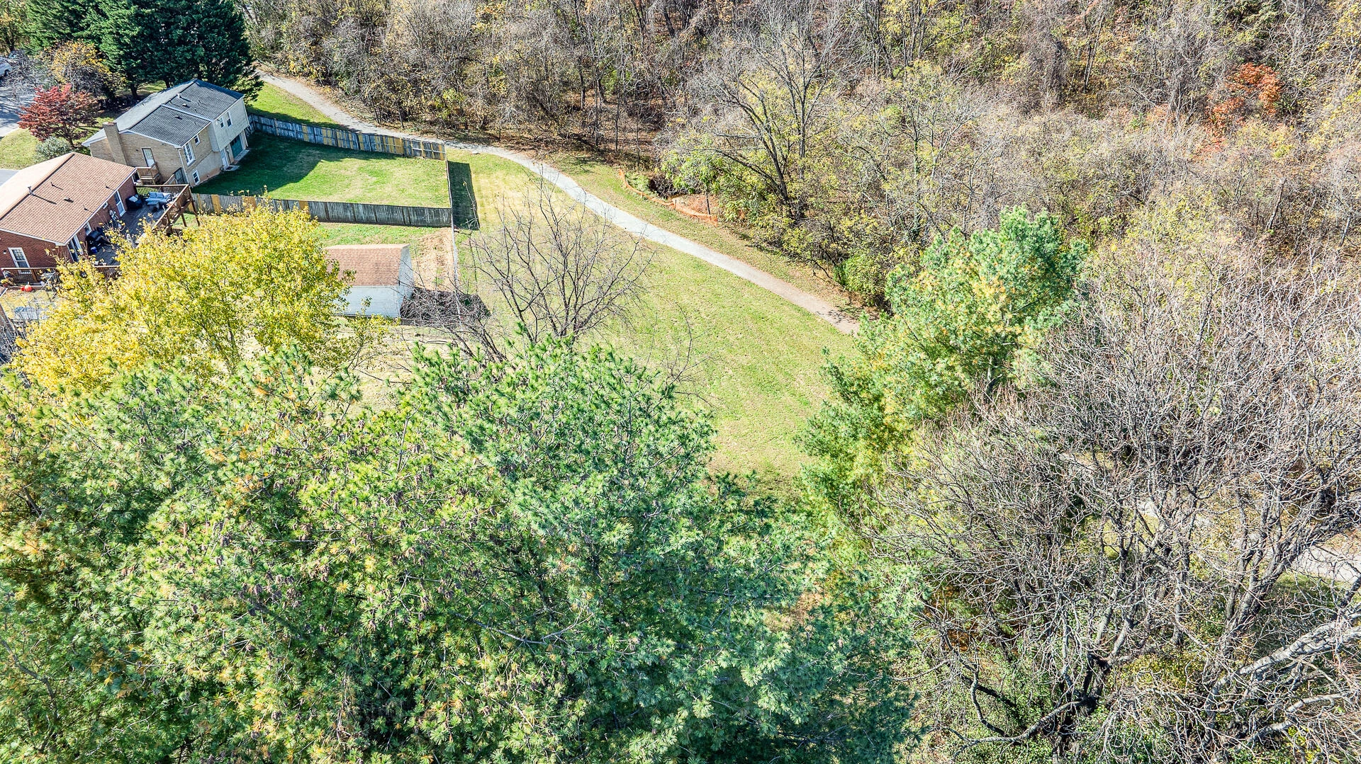 2612 Tulip LN - Photo 36