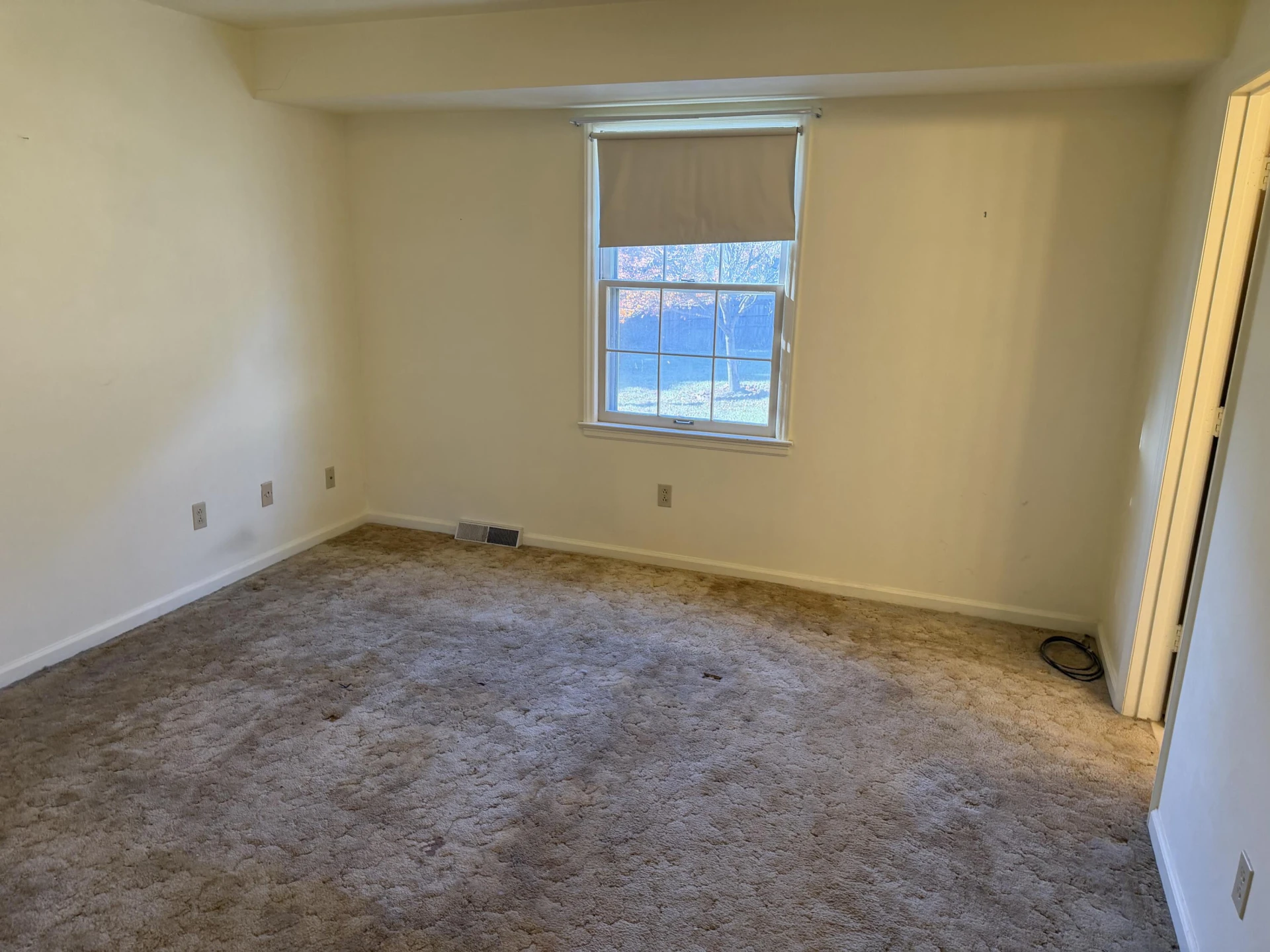 5030 Jonathan LN - Photo 9