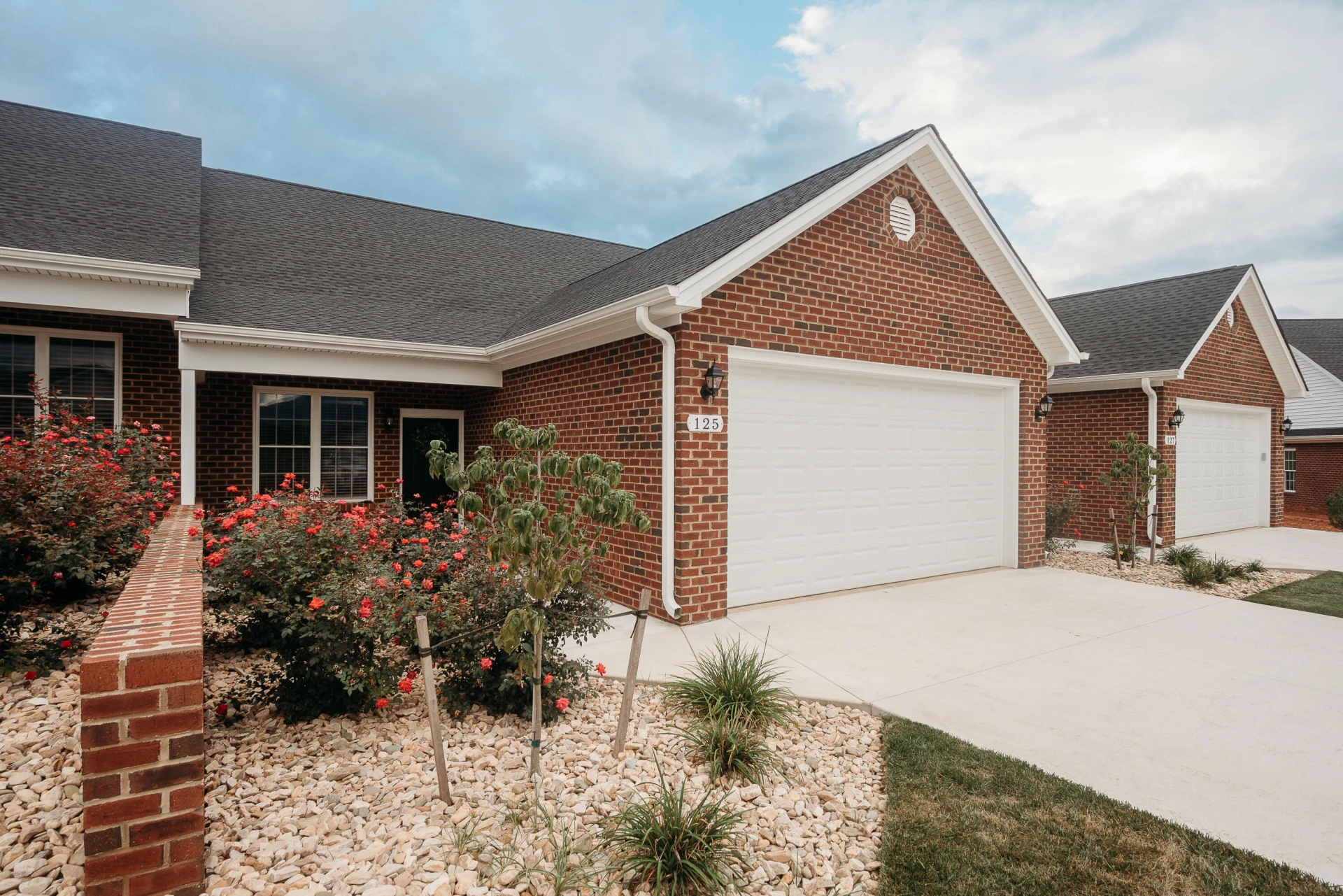180 Villa Oak CIR - Photo 3