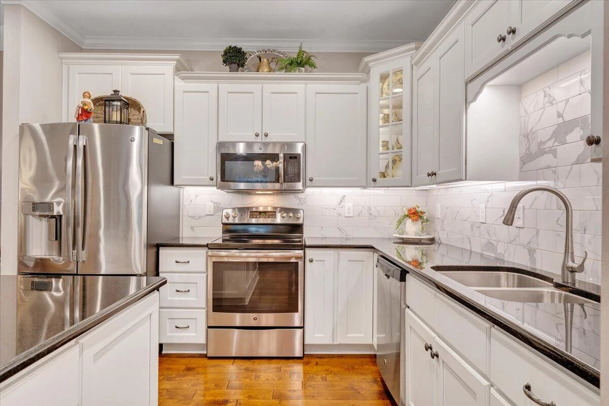 5603 Rockbridge CT - Photo 17