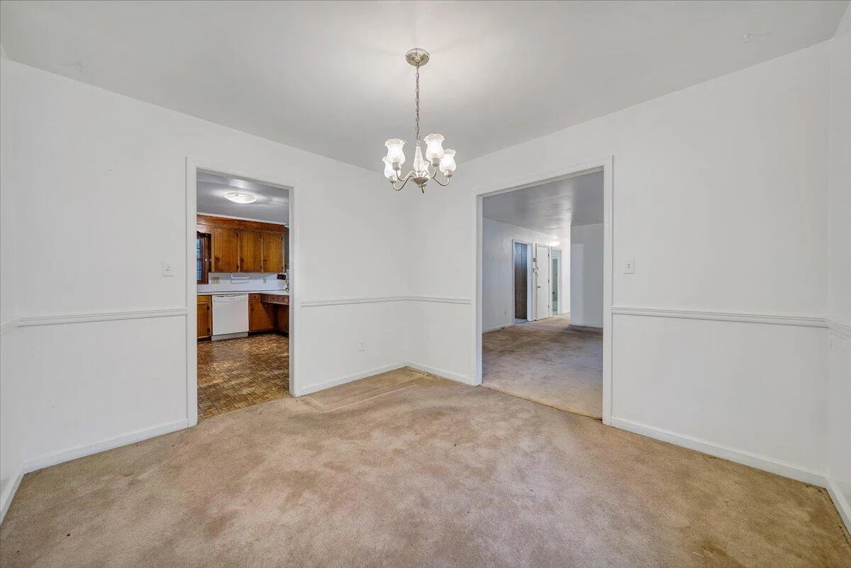 1615 Lonna DR NW - Photo 11