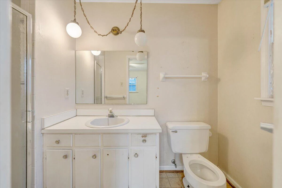 1615 Lonna DR NW - Photo 27