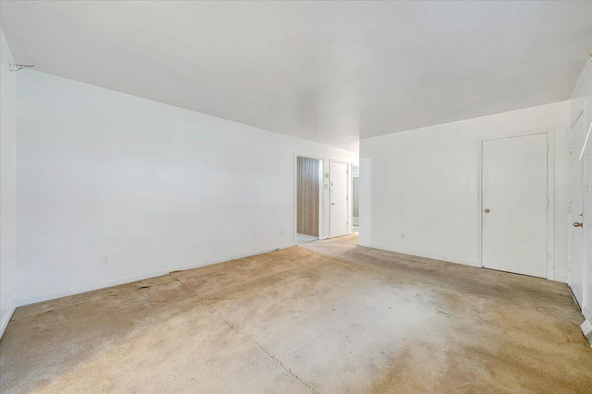 1615 Lonna DR NW - Photo 8