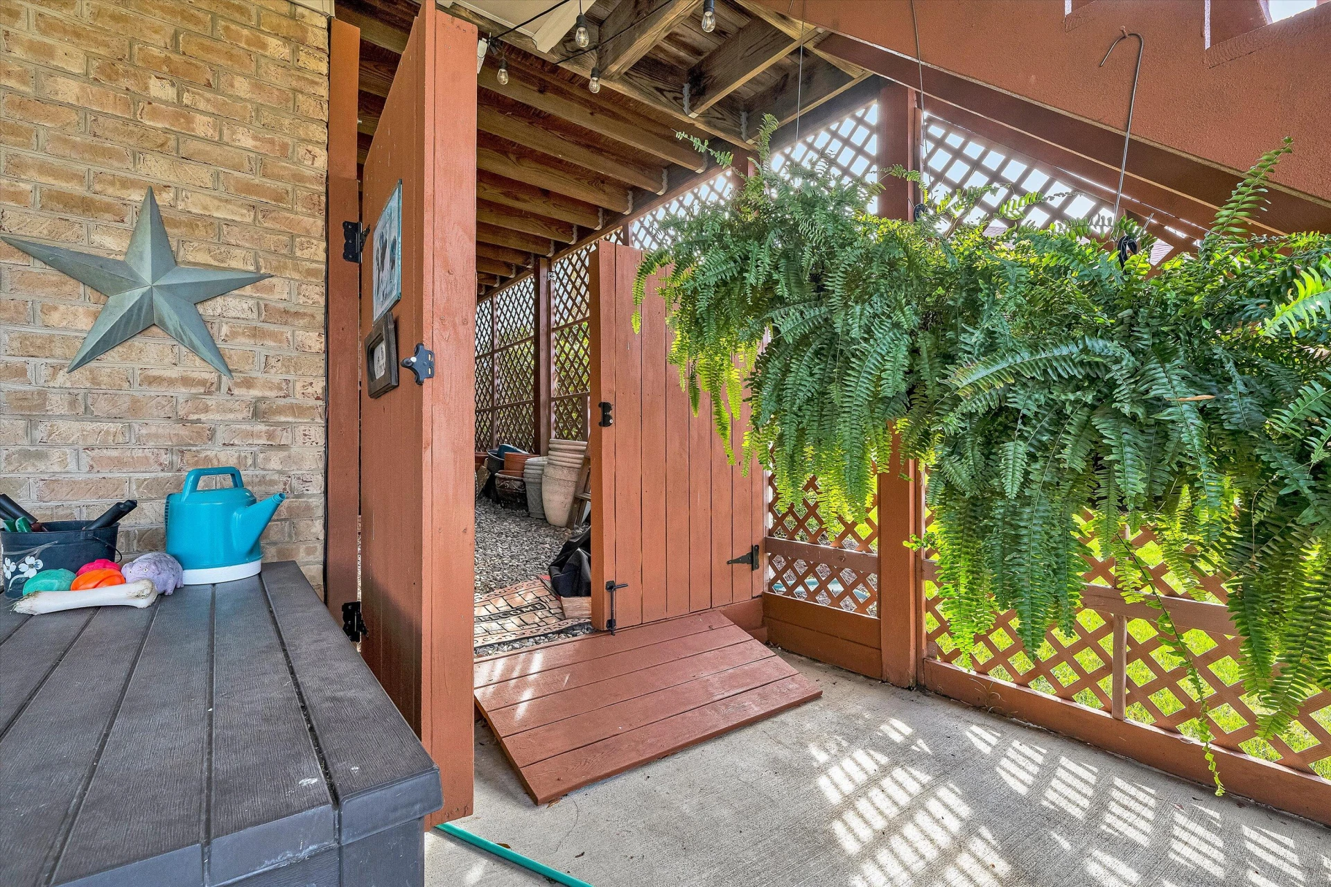3723 Renfield DR - Photo 40