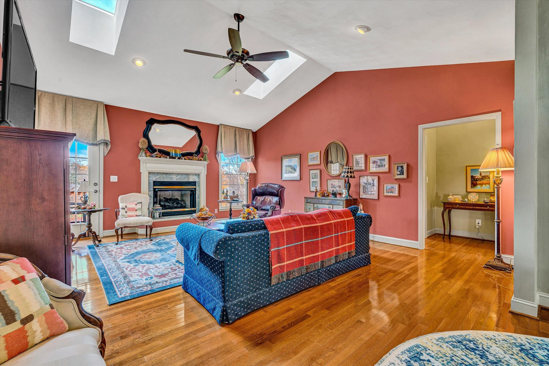 3723 Renfield DR - Photo 8