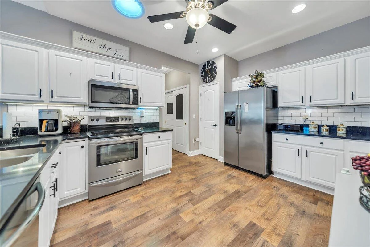5304 Orchard Villas CIR - Photo 17
