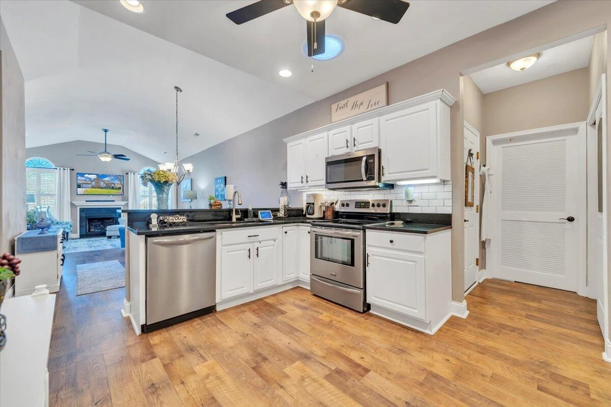 5304 Orchard Villas CIR - Photo 21