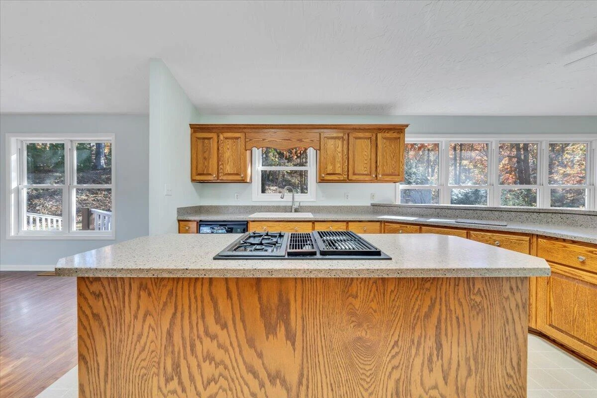 6548 Goodview RD - Photo 10