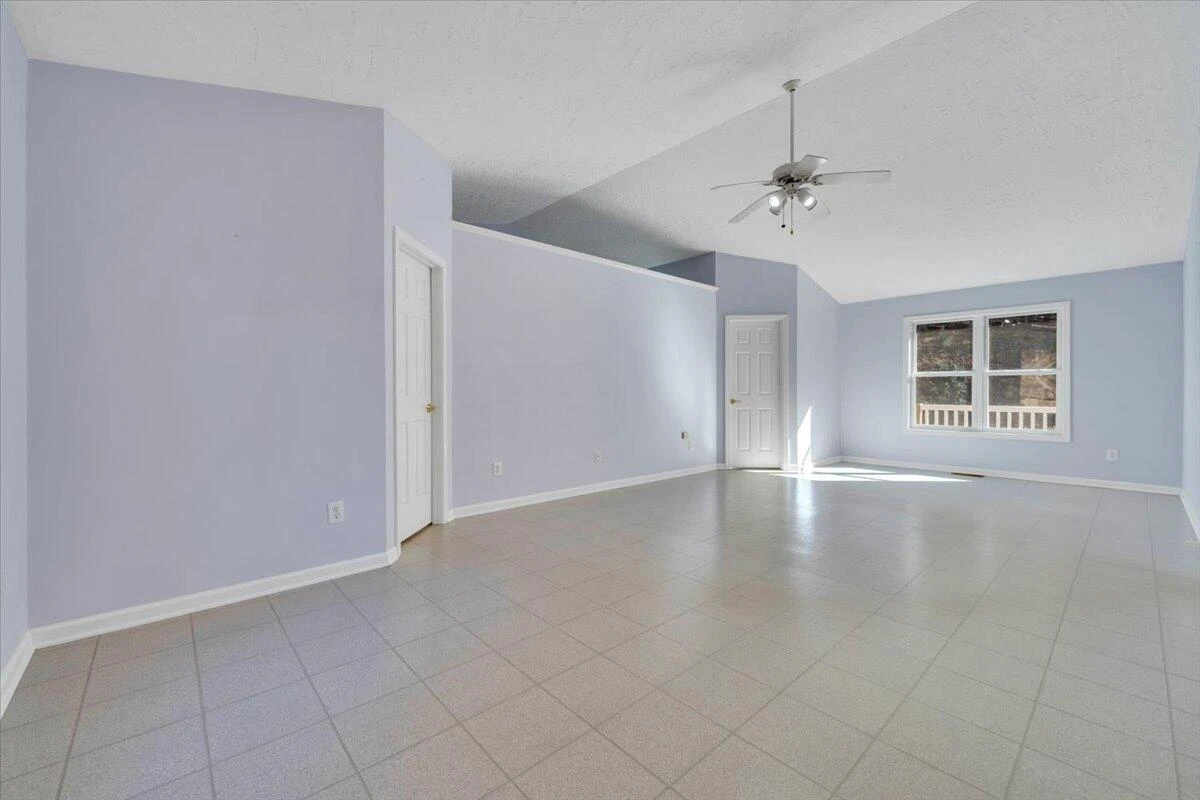 6548 Goodview RD - Photo 16