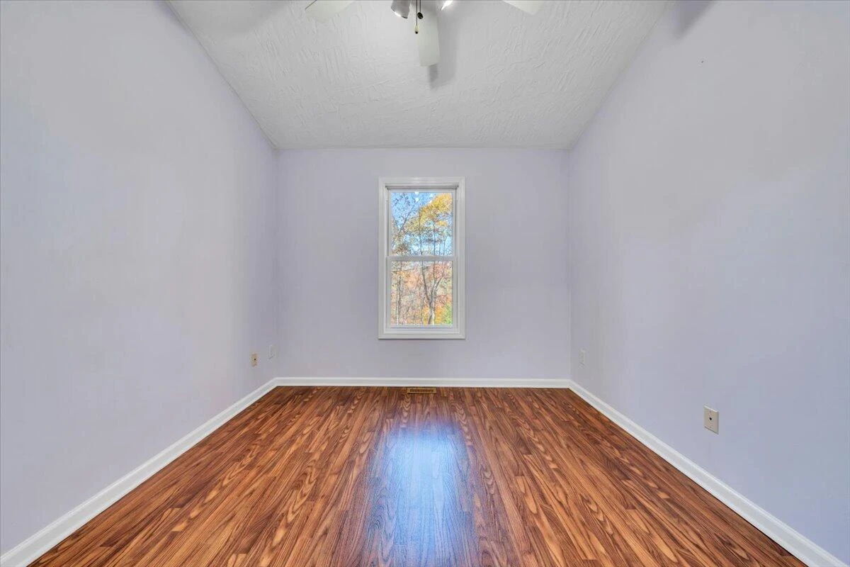 6548 Goodview RD - Photo 25