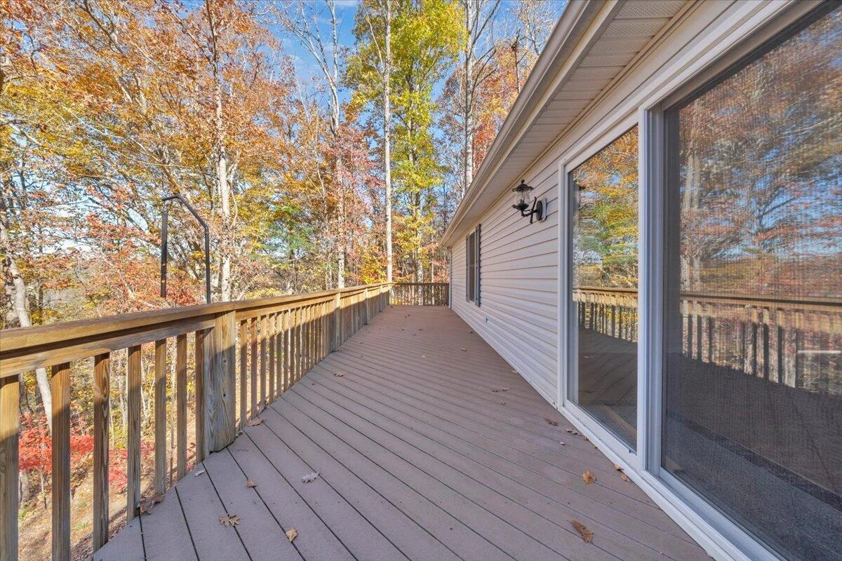6548 Goodview RD - Photo 36
