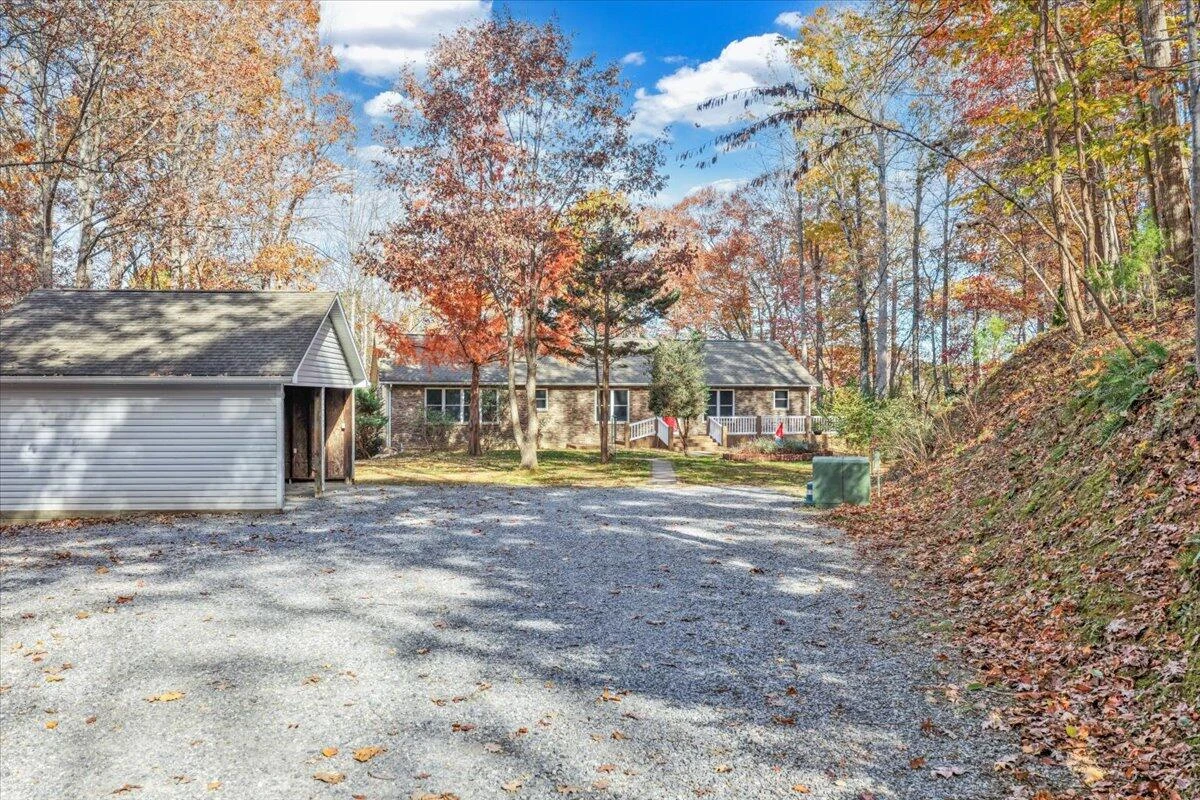 6548 Goodview RD - Photo 58